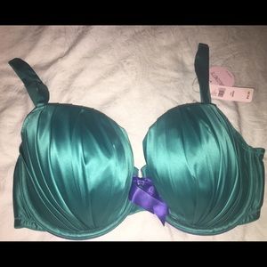 Cacique balconette bra